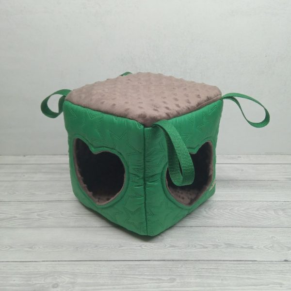 Domek kostka dwa wejścia