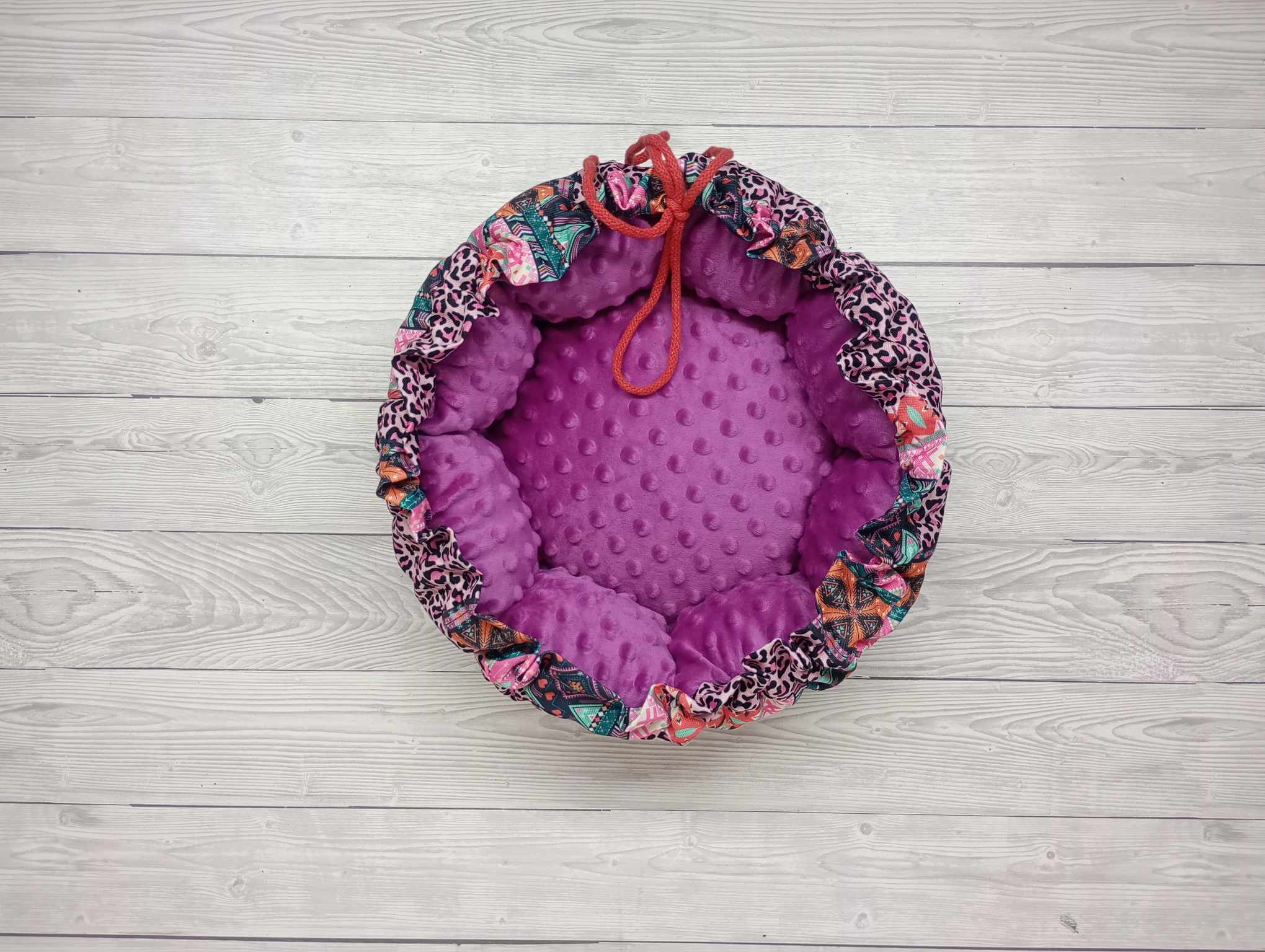 Okrągłe legowisko dla psa - obrazek 4